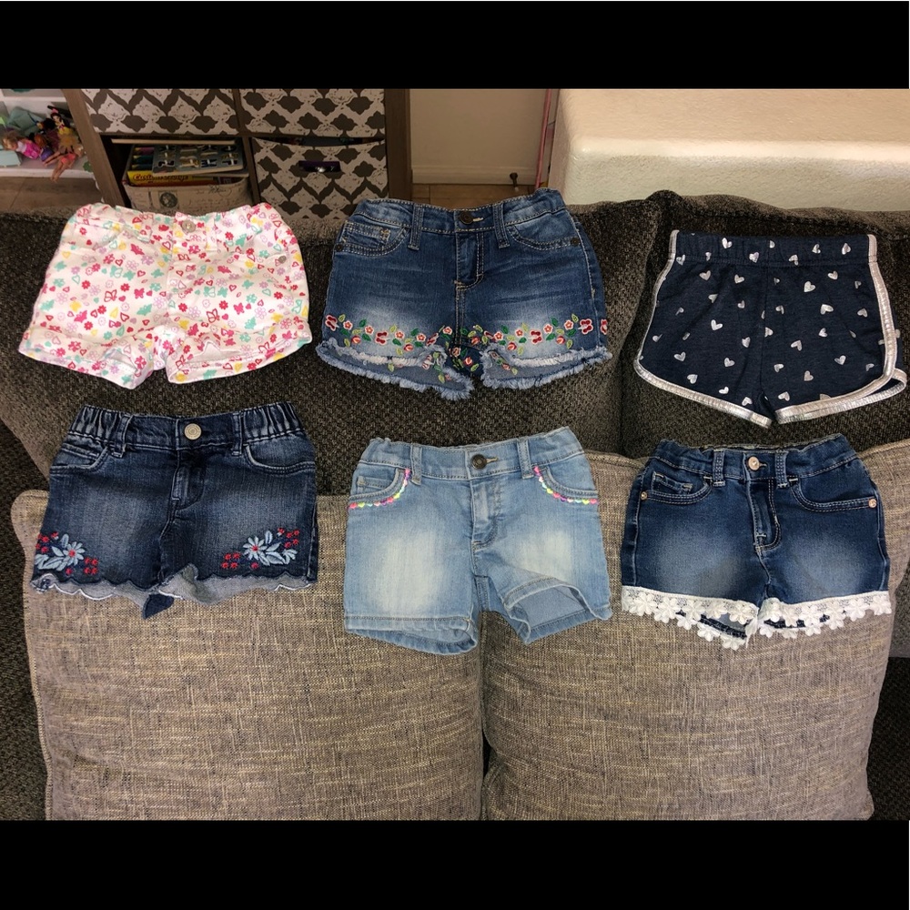 Lot of toddler shorts 3T